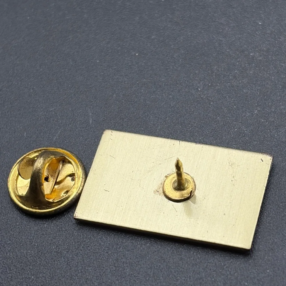 Gallery‎ Walk 2018 Lapel Hat Pin